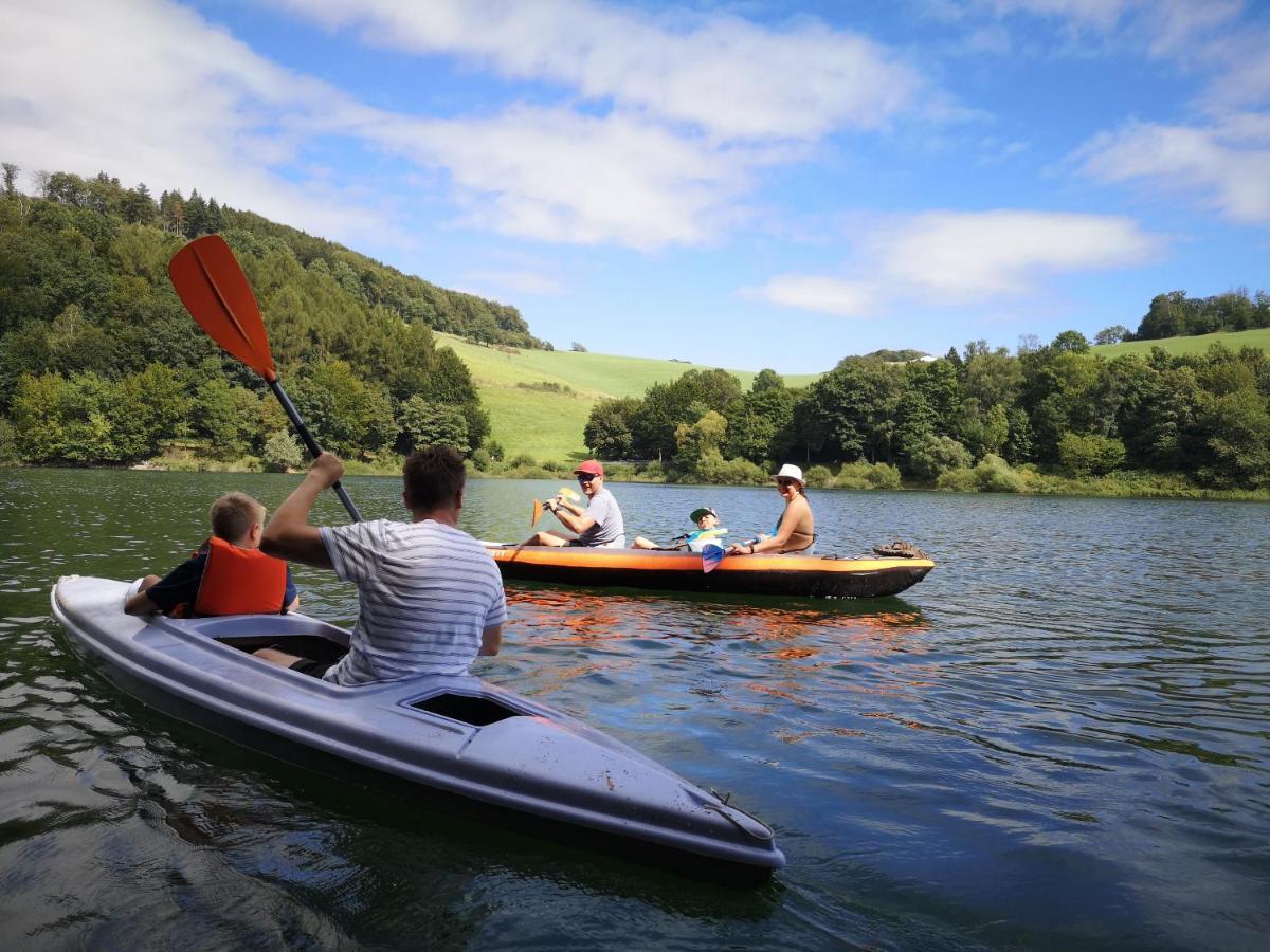 Haus Julia Direkt Am Hennesee Mitten Im Sauerland Meschede Esterno foto